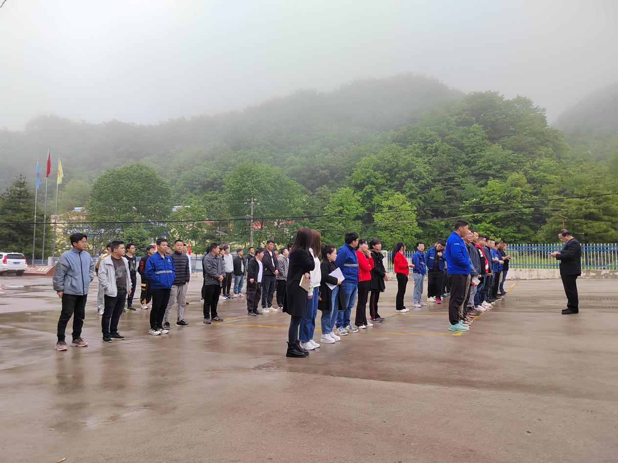 7C32C8C19AAC61D76480EAFA5C3BFDF7